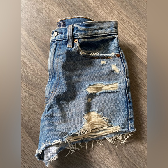 Abercrombie & Fitch Denim Shorts - Picture 7 of 7